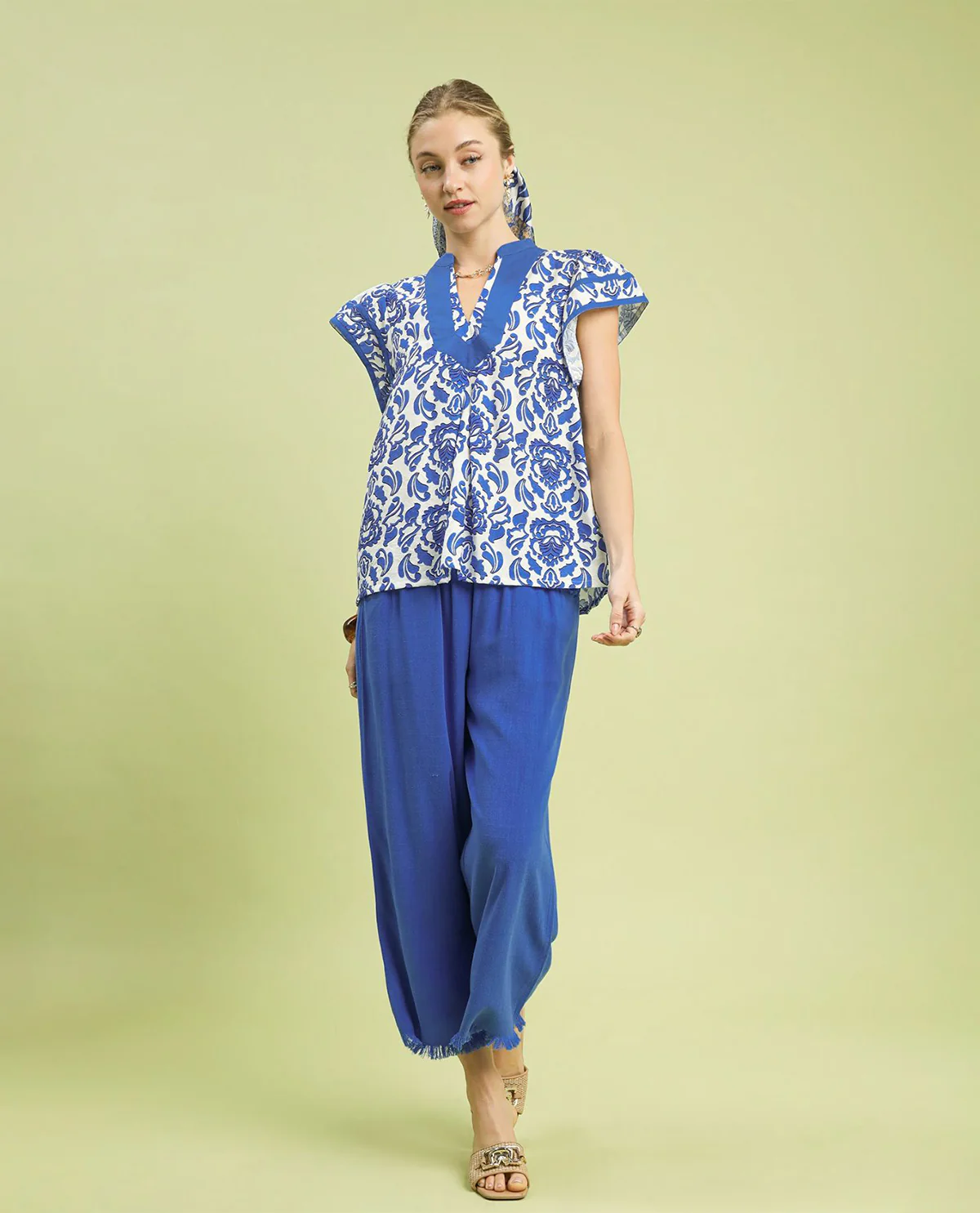 Umgee Abstract Print Top with Flutter Sleeve Contrast Edge
